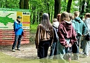 Ученики калужской школы прошли по экологической тропе Комсомольской рощи