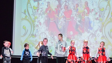  В Людинове встретили весну народными забавами