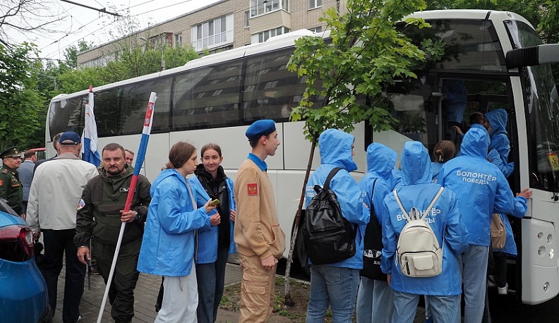 В Калужской области идет автопробег, приуроченный ко Дню памяти и скорби