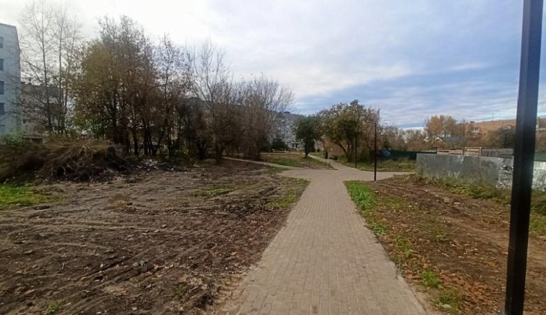 Благоустройство сквера «Лесогорье» по нацпроекту завершается в Балабаново