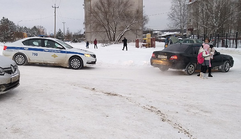 В Жуковском районе проверяют водителей с детьми