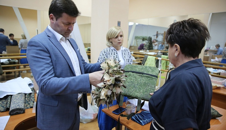 Юрий Моисеев поблагодарил калужанок за поддержку защитников СВО