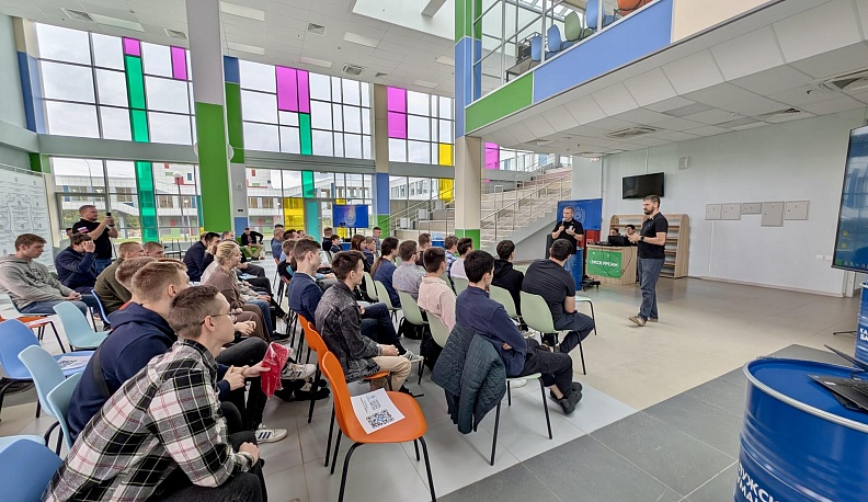 Специалисты лифтовой отрасли поделились опытом со студентами Бауманки