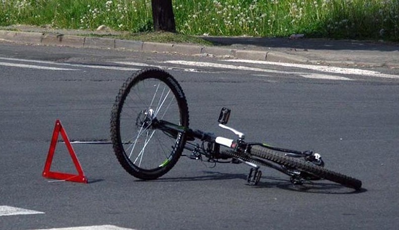 В Калуге водитель автобуса сбил девушку на велосипеде