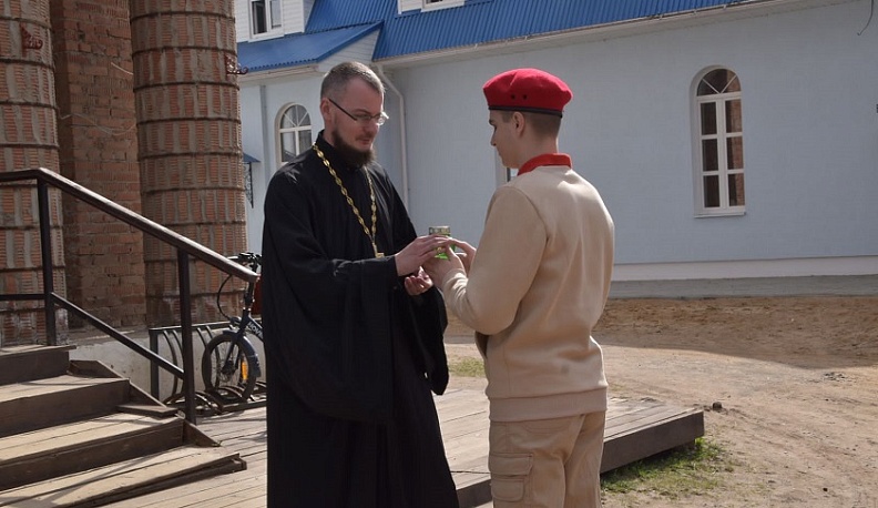 В Людинове на время ремонтных работ затушили пламя Вечного огня