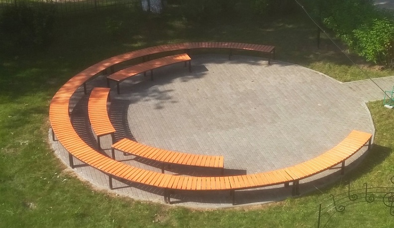 У школы в селе Высокиничи появится «Булатов сквер»