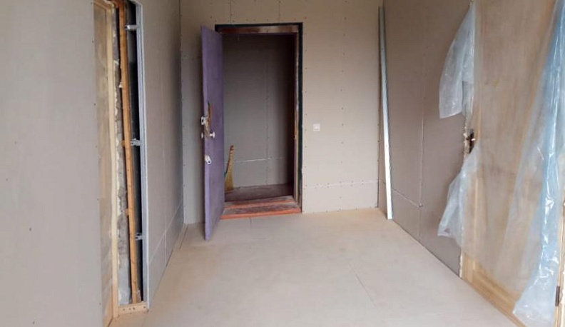 В Спас-Деменском районе идет капитальный ремонт Боловского Дома культуры