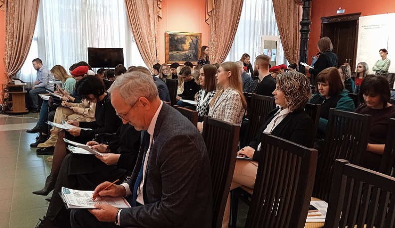 В Калуге написали этнографический диктант