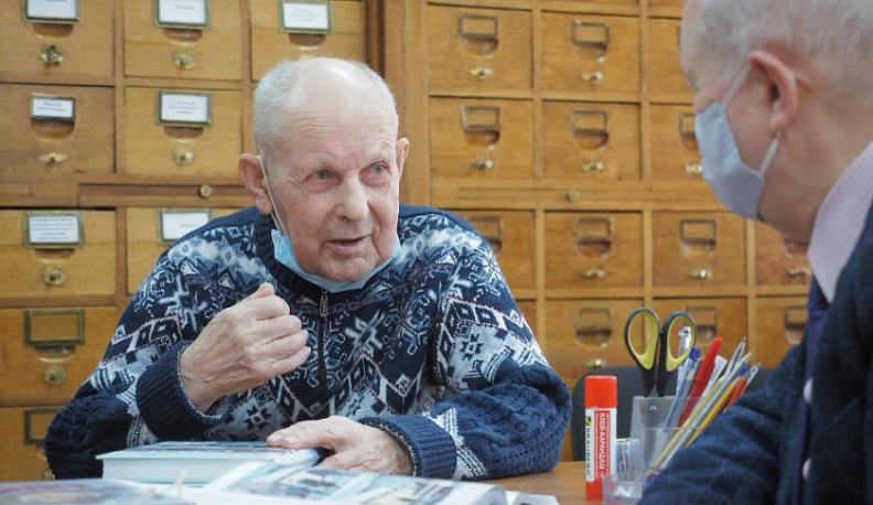 Калужанам представили книгу воспоминаний о городе