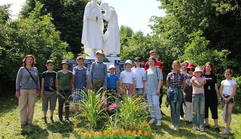 Пешком к источнику памяти