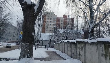 В Калуге более половины тротуаров очищено от снега и льда 