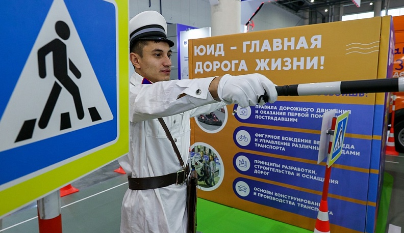 Калужская область представила свой стенд на международной выставке «Дорога-2022»