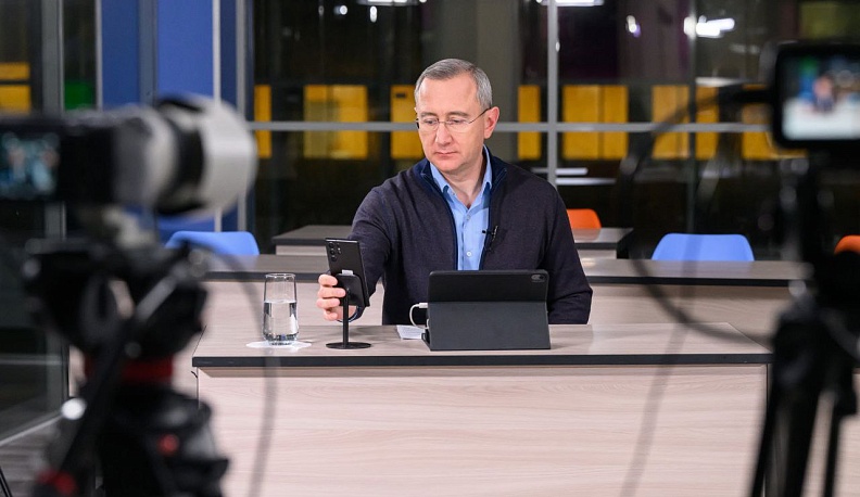 Владислав Шапша заявил о необходимости проверки на законность гражданства участника драки в школе №45