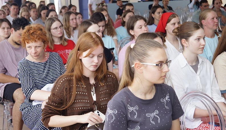 В Козельском районе российский космонавт встретился со студенческим сообществом