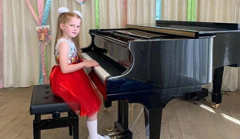 Школа искусств в Товарково получила новые музыкальные инструменты по нацпроекту