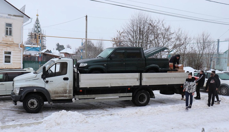 Жители Мещовского района отправили внедорожник в зону СВО