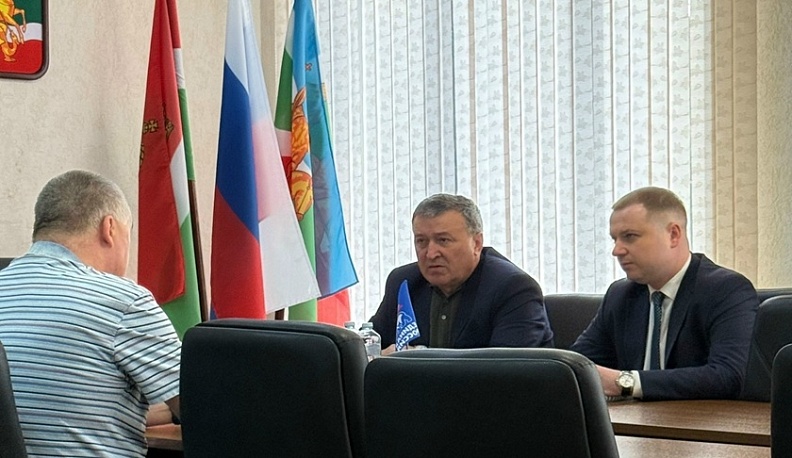 В Калужской области рассмотрят вопрос о расширении льгот на парковку для всех ветеранов боевых действий