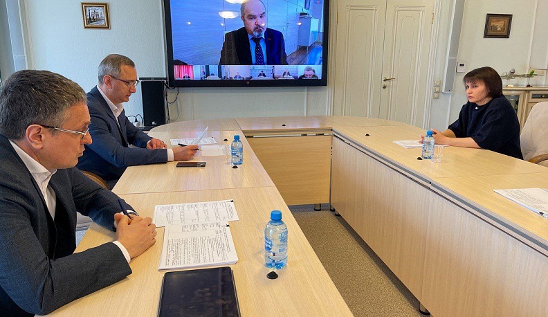 В Калуге Владислав Шапша продолжает личный прием граждан