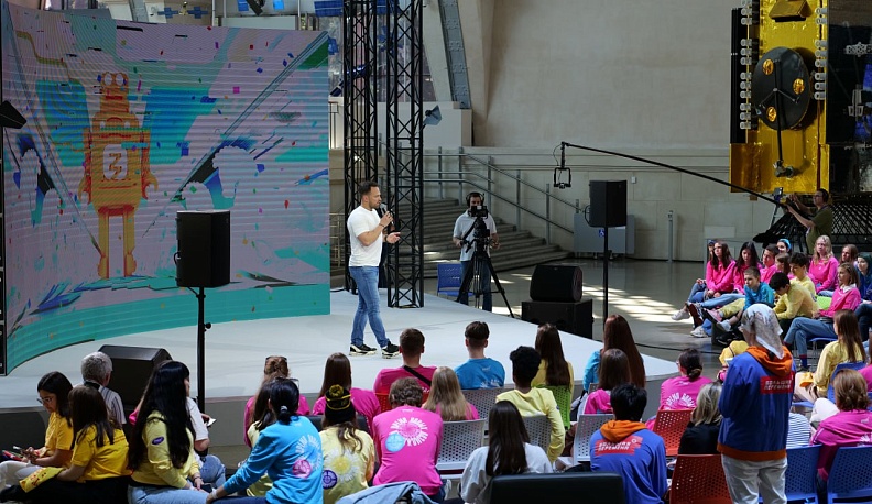 Продолжается прием заявок на участие в Арт-лаборатории Знание. Авторы