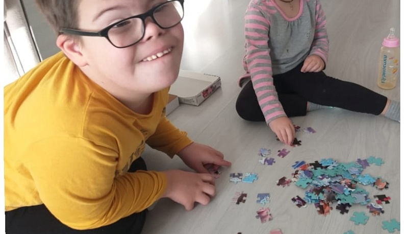 Семьям с особенными детьми помогут «грантовые» няни