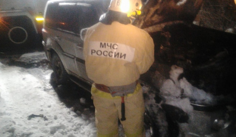 В Калуге загорелся внедорожник 