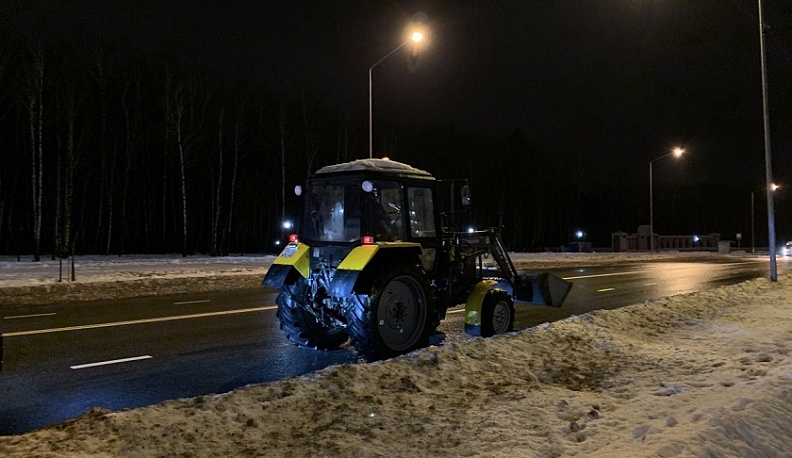 95 машин чистят Калугу от снега