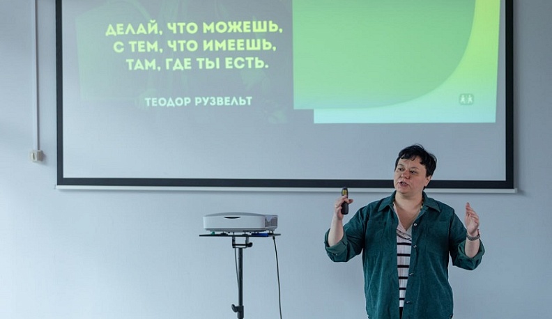 В Калуге обсудили вопросы взаимодействия с кризисными семьями