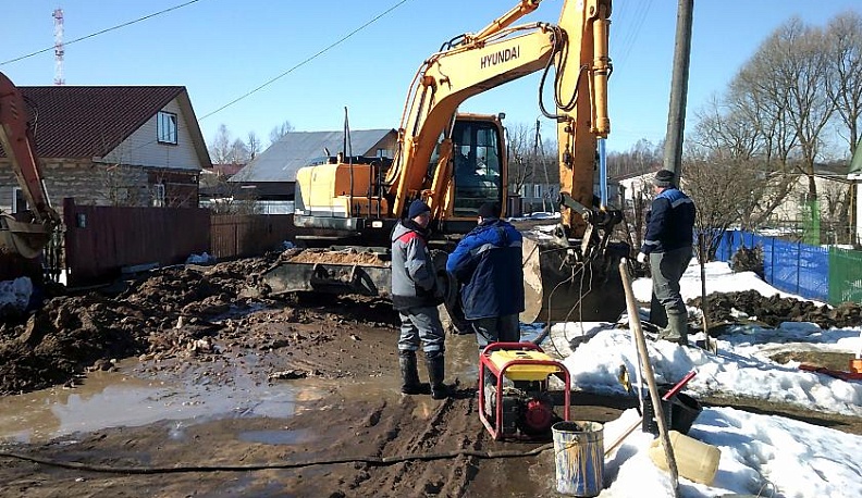 В посёлке Бетлица продолжается строительство канализационных сетей