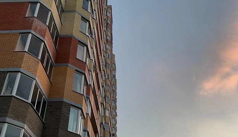 В следующем году отремонтируют 106 крыш многоэтажек Калужской области