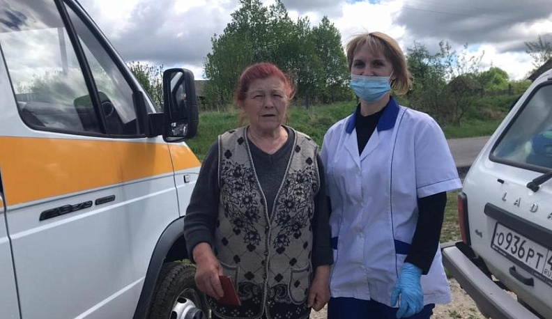 И на осмотр, и на прививку