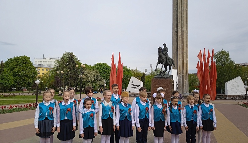 Калужские дети исполнили песню для Всероссийской хоровой акции, приуроченной ко Дню Победы