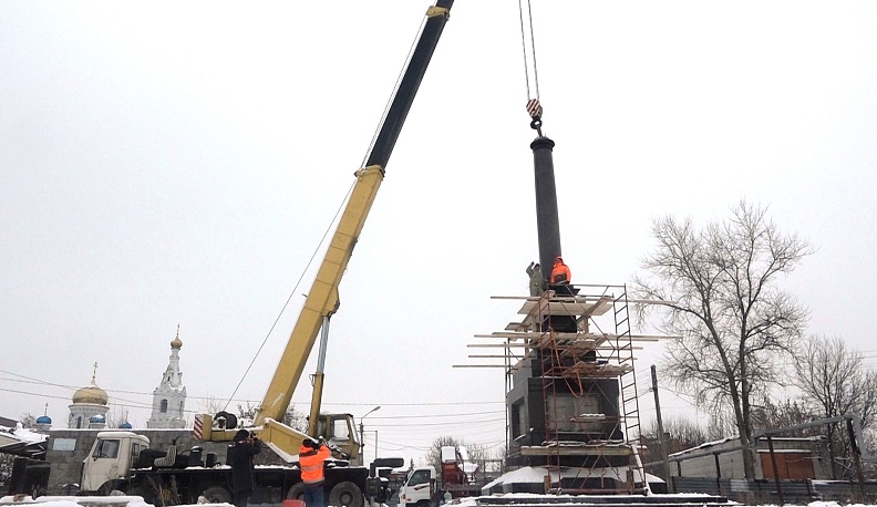 В Малоярославце установили стелу города Воинской славы