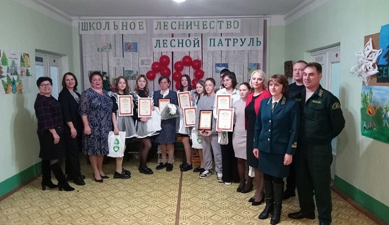 В Мещовском районе отметили десятилетие школьного лесничества