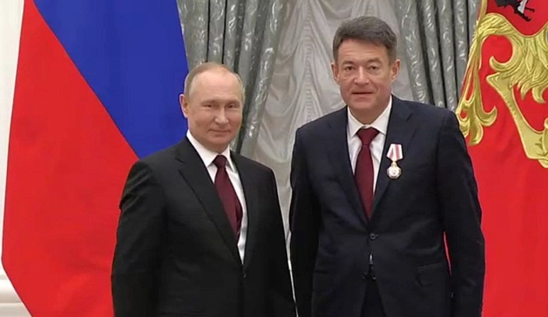 Владимир Путин наградил генерального директора «НМИЦ Радиологии»