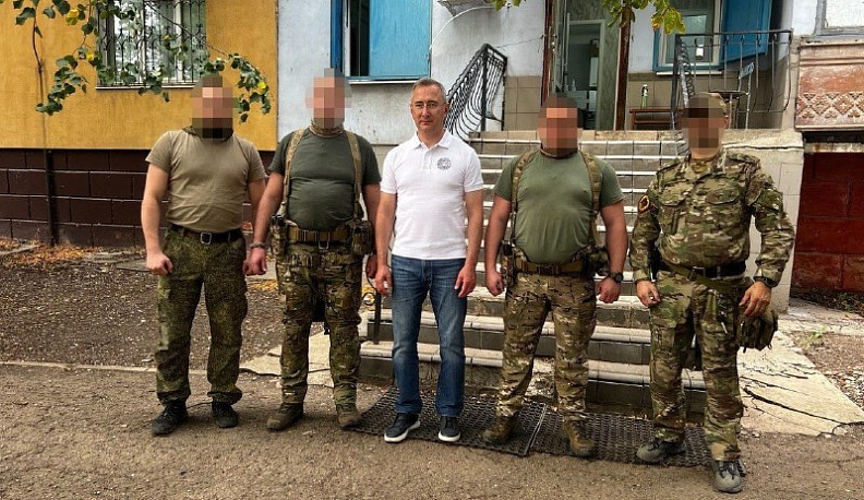 Калужским бойцам из медроты передали рации и квадрокоптеры