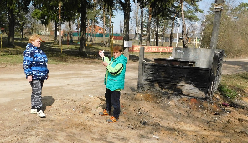 «Кому это надо? Никому не надо!»