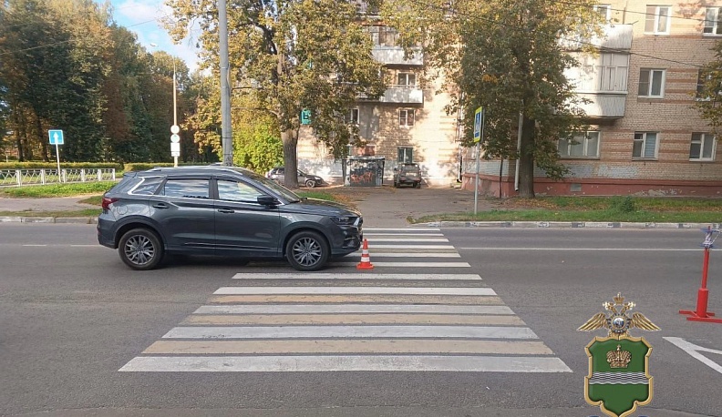 В Обнинске водитель внедорожника сбил 15-летнюю девочку