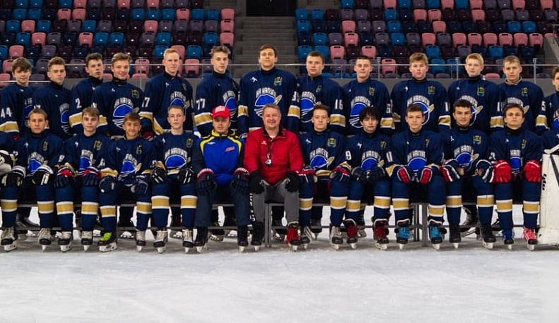 Калужане готовы к старту в Юношеской хоккейной лиге