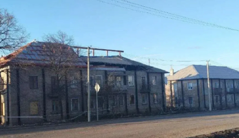 Калужские строители начали восстанавливать еще один дом в Первомайске