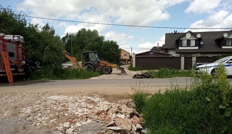 В деревне Желыбино под Калугой мотоциклист улетел в кювет