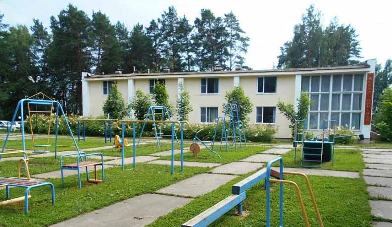 Владислав Шапша поручил в будущем году при организации летнего отдыха особое внимание обратить на нужды детей участников специальной военной операции