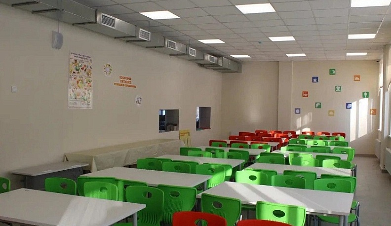 Кировский лицей открыл двери для школьников после капремонта по нацпроекту