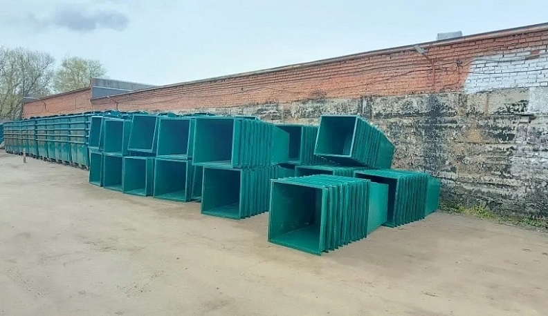 В Калужскую область поступила новая партия контейнеров для мусора