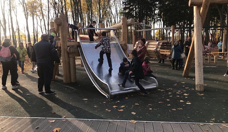В Мещовске открыли обновленный парк