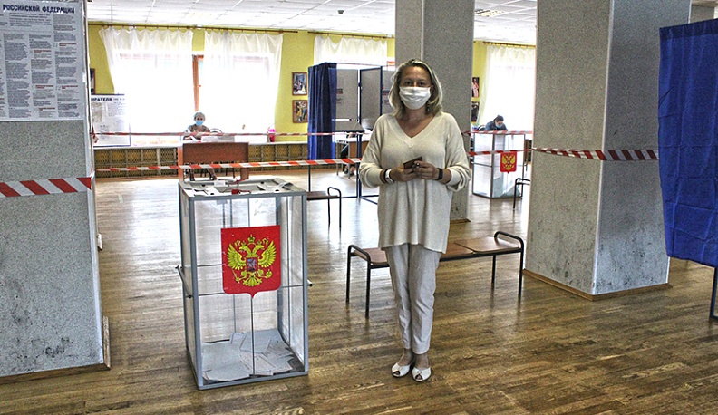 Виолетта Комиссарова: Участие в голосовании по поправкам в Конституцию - это наша ответственность не только перед собой, но и перед теми, кто будет жить после нас