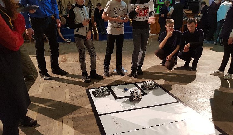 Школьники устроили настоящую битву титанов