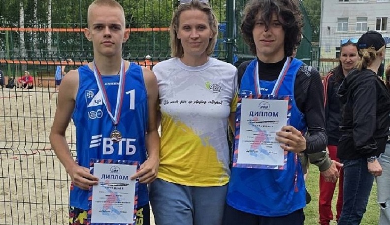 Калужские юные пляжники завоевали «серебро» на первенстве ЦФО 