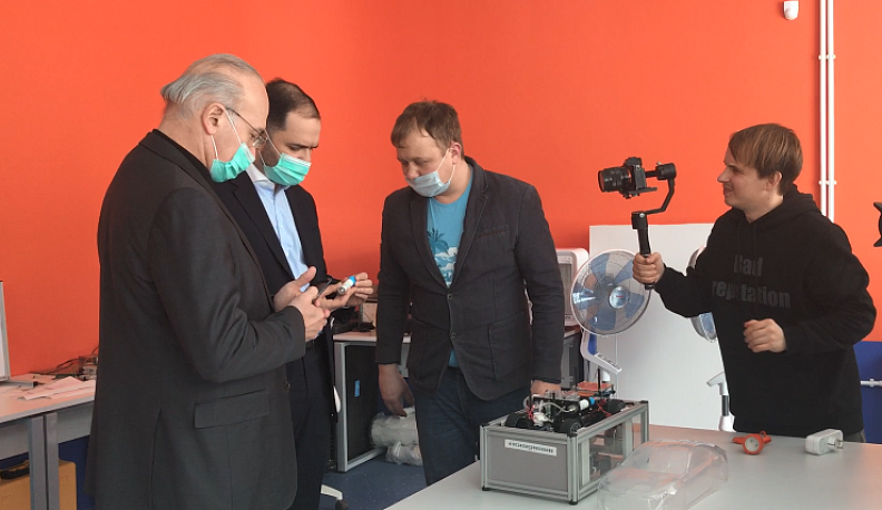 Депутаты Госдумы РФ оценили «Кванториум» в Обнинске