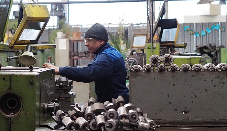 Владислав Шапша попросил прокуратуру вмешаться в ситуацию с задержкой зарплаты на «Калугатрансмаше»