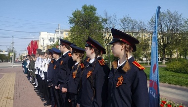 В Калуге стартовал смотр-конкурс отрядов почётных караулов Поста №1